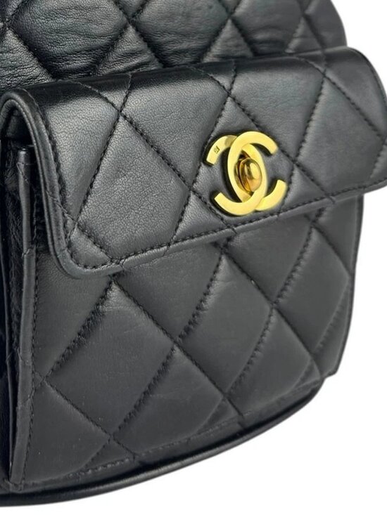 CHANEL Matelasse Backpack Black/Gold Leather/Metal - main image 10